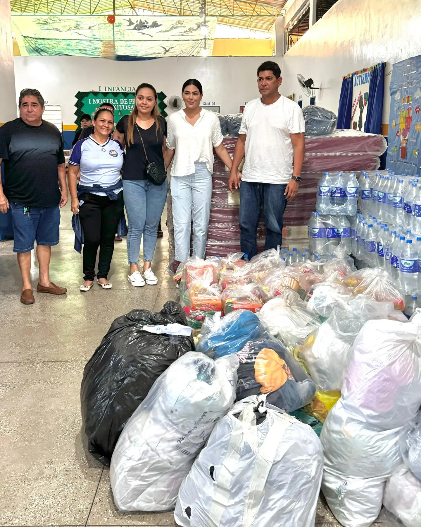 Deputada Mayra Dias e Prefeito Bi Garcia Fazem Doações para Desabrigados em Nhamundá