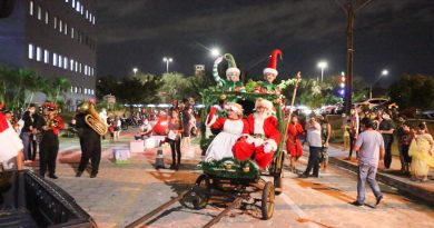 Parada de Natal da Nilton Lins abre temporada de celebração em Manaus