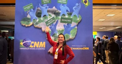 Vanessa Gonçalves reforça compromisso com Parintins em Marcha dos Prefeitos em Brasília