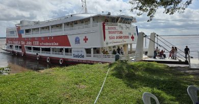 Com parceria da Prefeitura e Estado, Barco Hospital São João 23 inicia atendimentos em Parintins Com parceria da Prefeitura e Estado, Barco Hospital São João 23 inicia atendimentos em Parintins