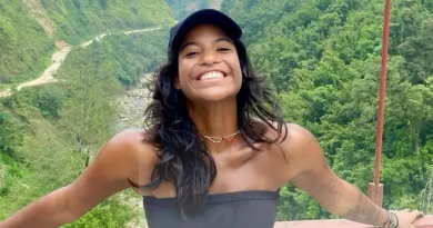 Corpo de turista brasileira é resgatado de cratera na Indonésia Corpo de turista brasileira é resgatado de cratera na Indonésia