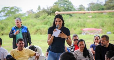 Mayra Dias anuncia R$ 1 milhão para UBS na região do Itaboraí, em Parintins Mayra Dias anuncia R$ 1 milhão para UBS na região do Itaboraí, em Parintins